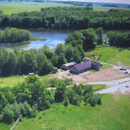Stajnia Grazyny Mikorowo 46 Vila Czarna Dabrowka Exterior foto