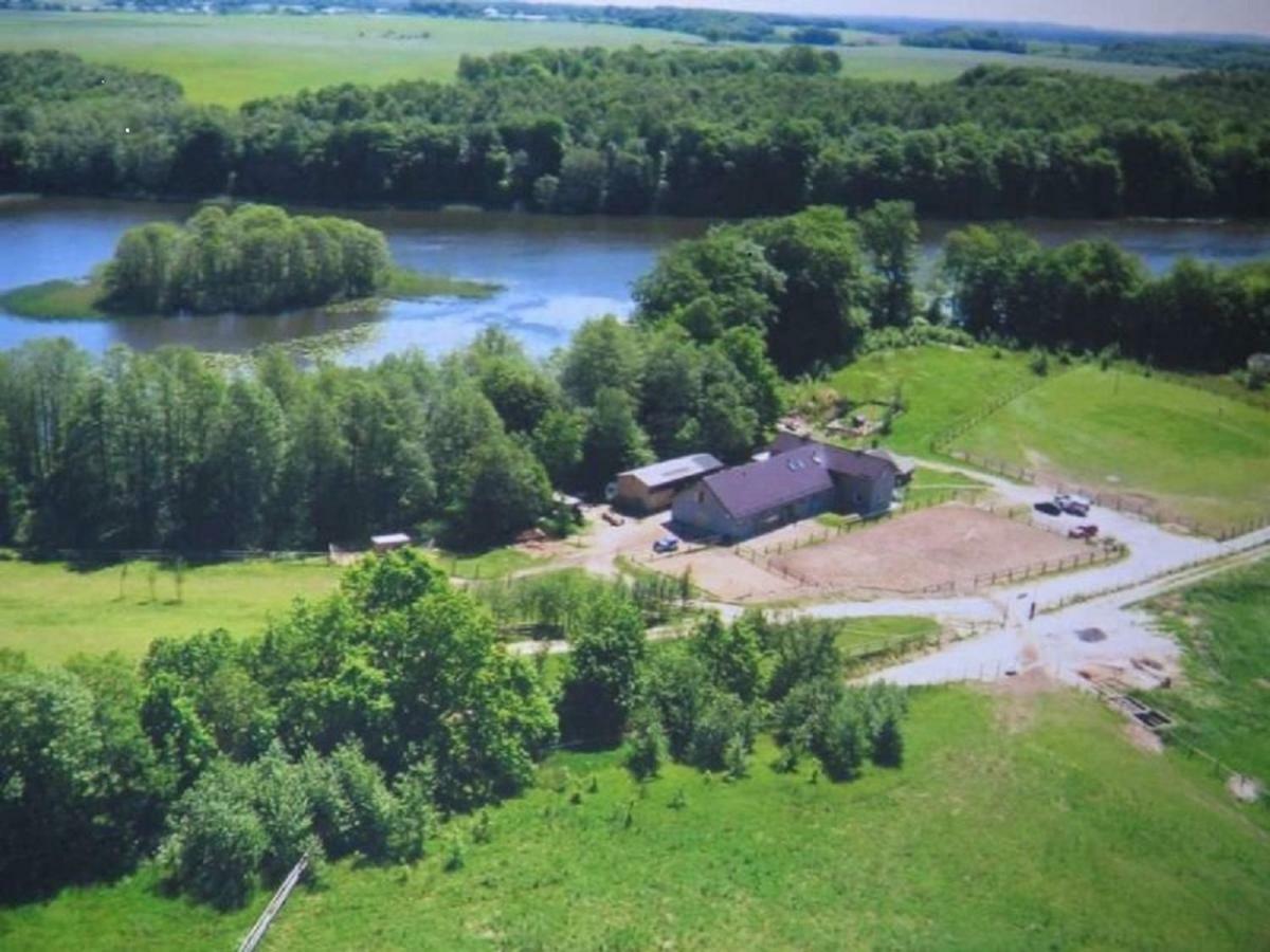 Stajnia Grazyny Mikorowo 46 Vila Czarna Dabrowka Exterior foto